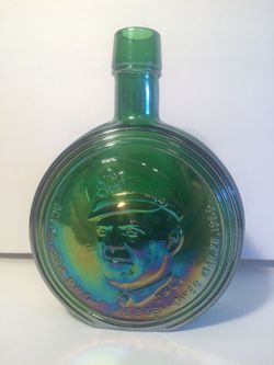 WHEATON Eisenhower Vintage Carnival Green Iridescent Glass Bottle/Decanter (1969)