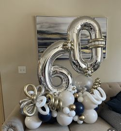 Customized Balloon Arrangements