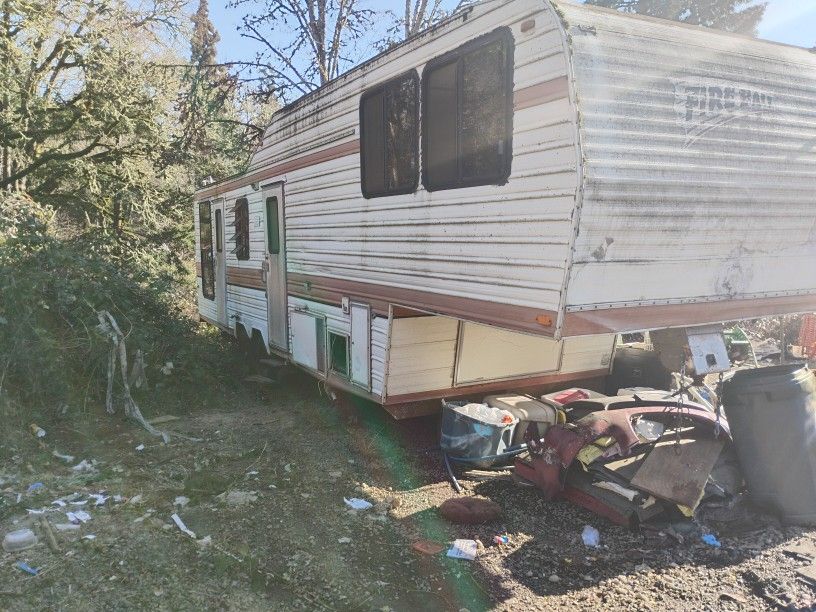 Fifth Wheel Camper DOES NOT LEAK