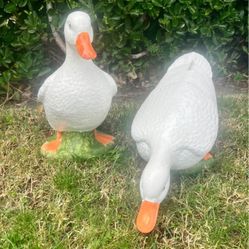 Adorable Set Of Vintage Yard Sucks Repainted