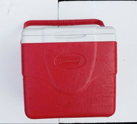 Vintage Coleman 9 QT Personal Cooler, Red/White, Model 6209 still in good shape.