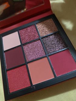 Huda beauty Ruby obsessions Eyeshadow Palette NEW