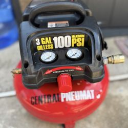  Central Pneumatic / 3 gallon 100 psi air compressor
