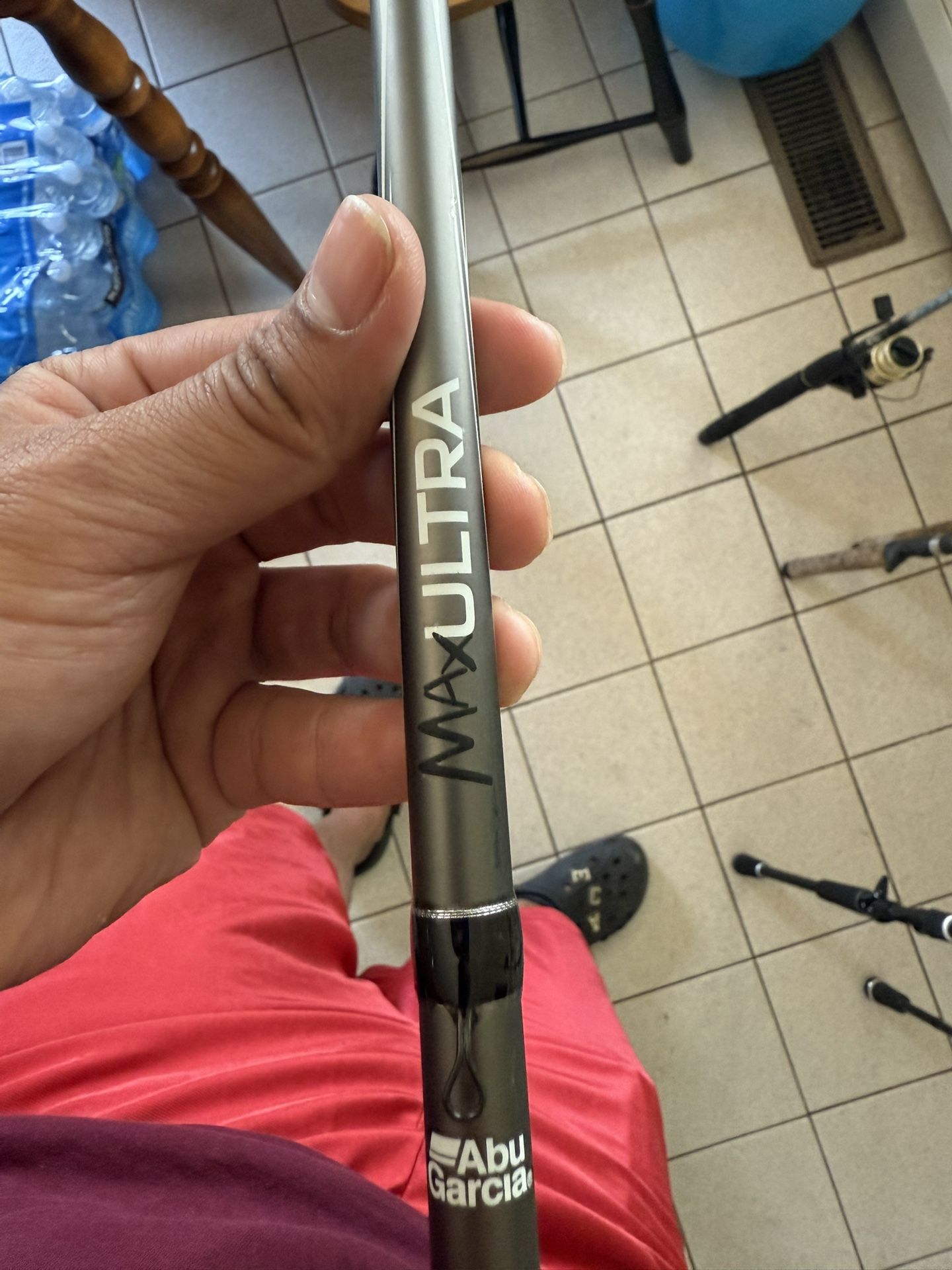 NWT Abu Garcia MAXULTRAC701MH Bait-caster Rod