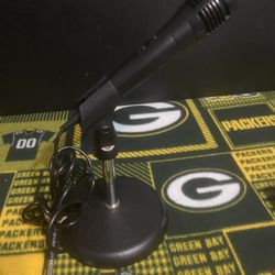 Shure Desktop Mic and Stand.