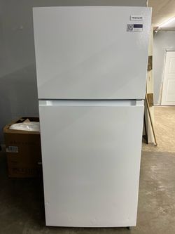 Frigidaire White Refrigerator ‼️60 Day Warranty‼️