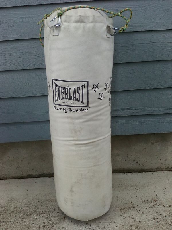 Everlast heavy duty off white canvas heavy bag for sale in puyallup wa