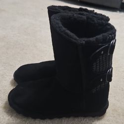 BearPaw Black Winter Boots