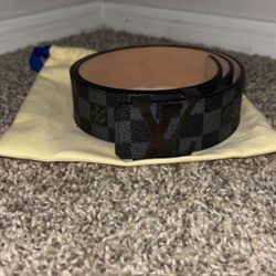 Louis Vuitton Belt Size 32