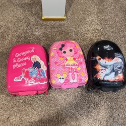 Kids suitcases