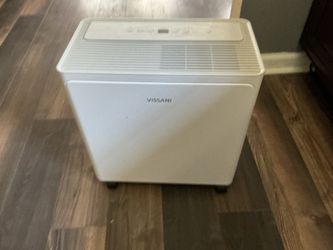 Vissani Dehumidifier