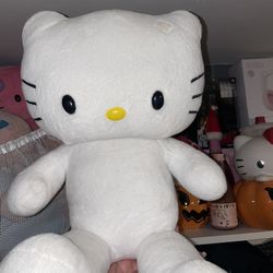 Hello Kitty build A Bear