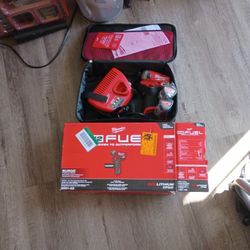 M12 Hydraulic Impact Driver Two Batteries and Charger 