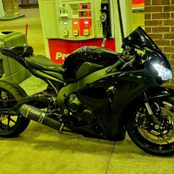 08 CBR1000RR
