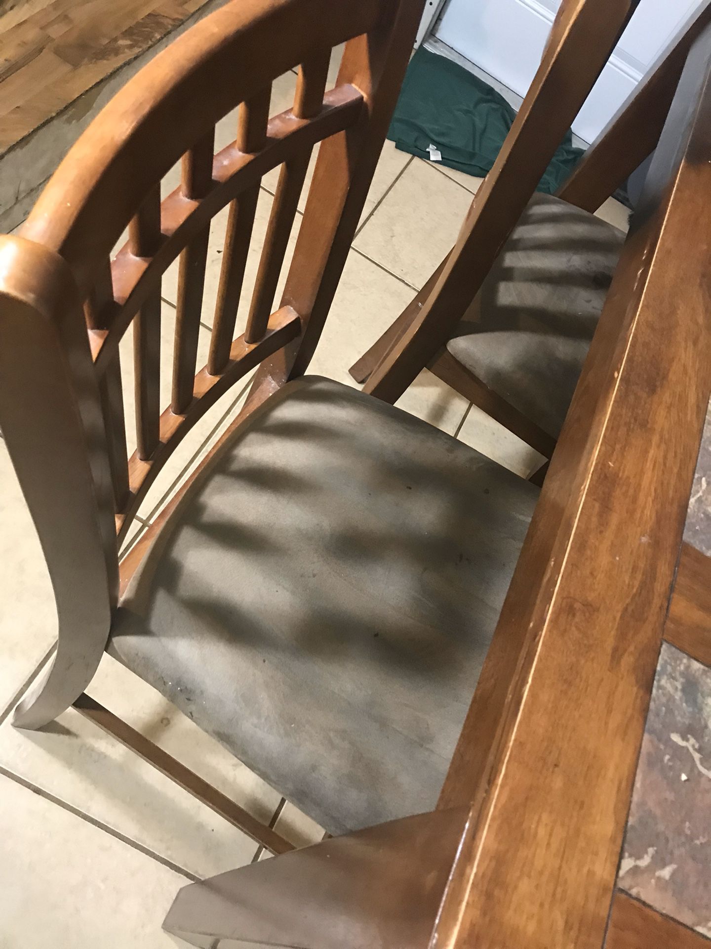Dinner table chairs