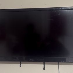 32 Inch Tv - Is Not Smart Tv