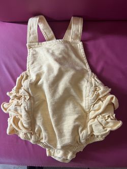 Baby girl clothes 6-12M 