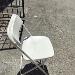 White Folding Chairs For Sale