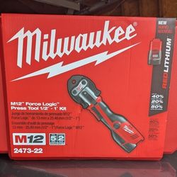 Milwaukee M12 Force Logic Pro Press