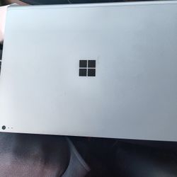 Microsoft Surface 2 200$ Obo