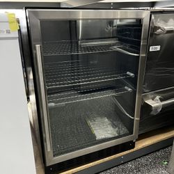 Insignia Stainless Steel Beverage Center 