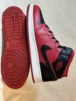 Air Jordan 1 size 11.5 I’m used two times only I paid $149 new