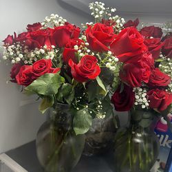 24 Roses With Vase 