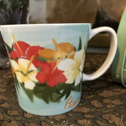 Starbucks 2010 Hawaii Hibiscus Mug