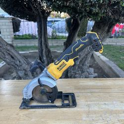 Dewalt Compact Circular Saw
