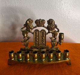 Vintage Smaller Hanukkah Menorah Candle Holder Brass Lions With Crown & 10 Commandments,made in israel.