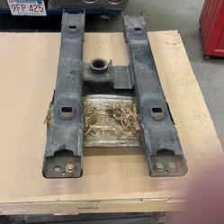 5th Wheel Hitch For 2500 Or 3500 Chevy 