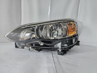 2017-2022 OEM Subaru Impreza Halogen Headlight Left Driver Side