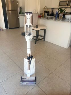 Shark PowerDetect Cordless Vacuum Clean and Empty Syste