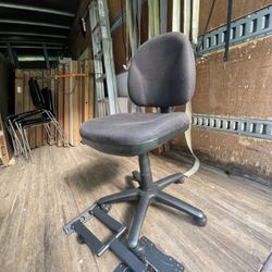 Computer chair 