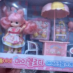 RARE Mimi X My Melody Figurine 