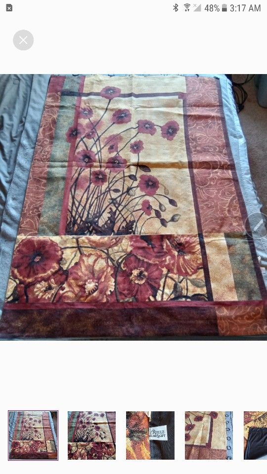 Riddle Home Large Floral Wall Tapestry