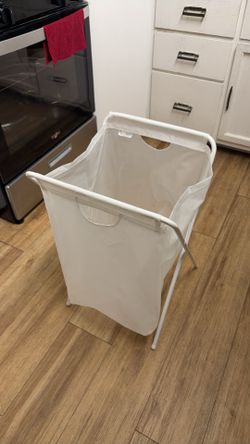 I-K-E-A JALL Laundry Bag with Stand, White