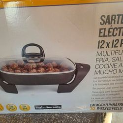 Bella 12x12 Inch Electric Skillet