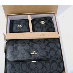 Coach wallet + pouch gift set
