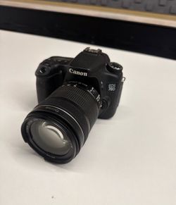 Canon EOS 70D with 18-135 mm lens