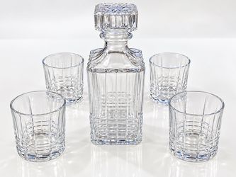 Crystal Whiskey Decanter Set with 4 Glasses