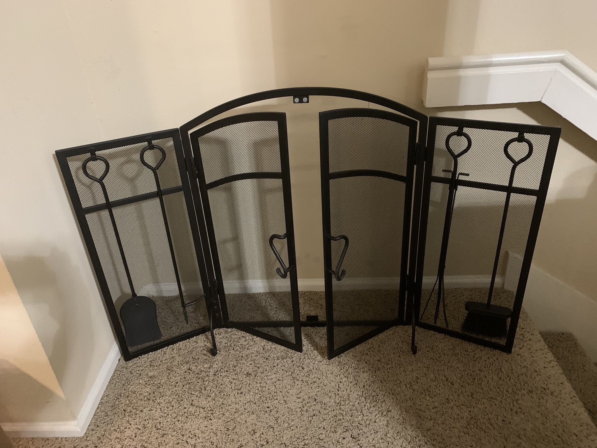 5 Piece Black Iron Fireplace Gate