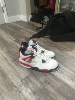 Jordan 4