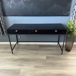 Entry Table Or Desk 