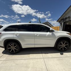 2014 Toyota Highlander