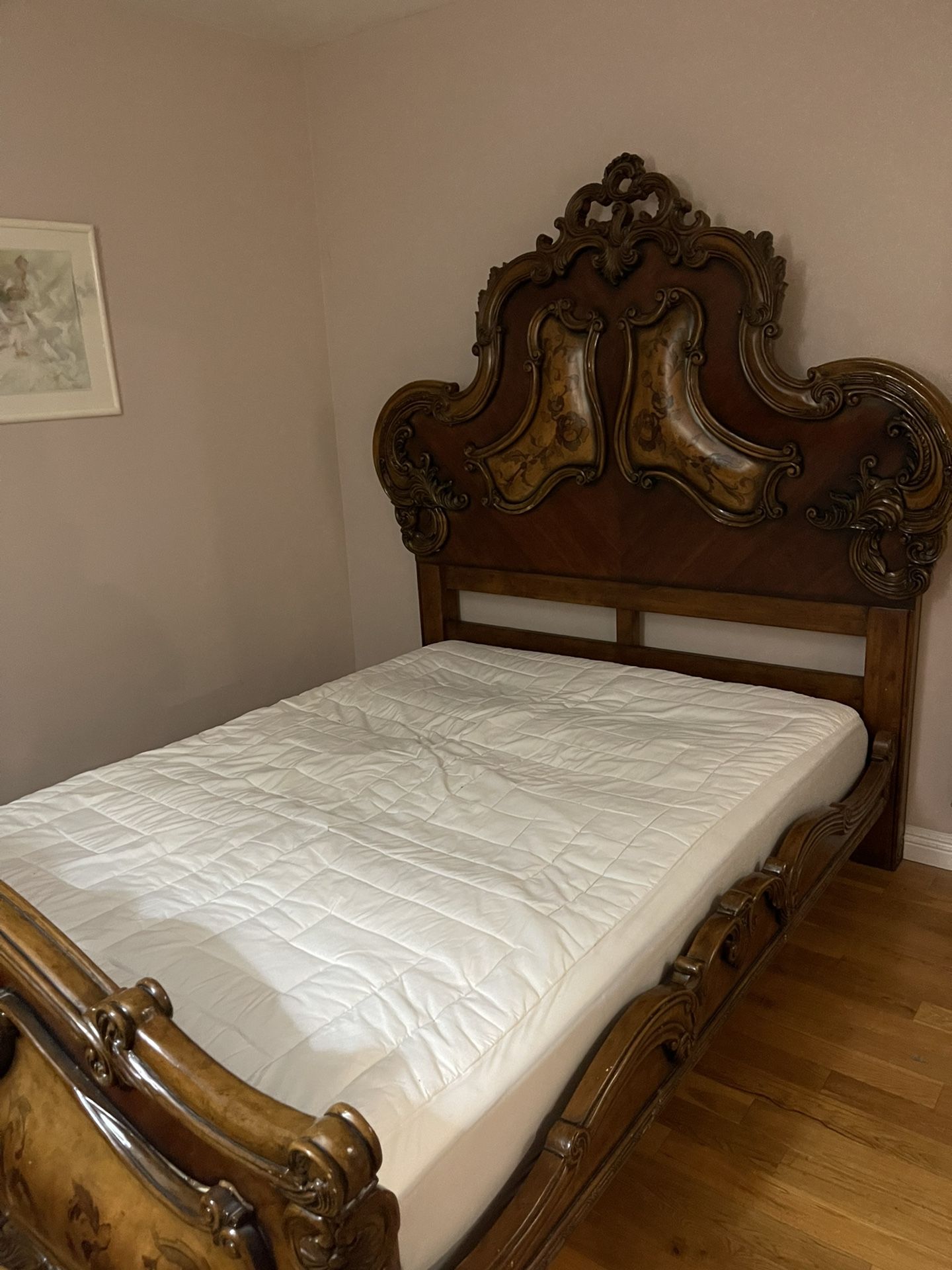 Queen Bed for Sale in Burbank, CA OfferUp