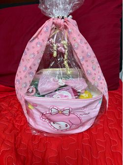 Hello Kitty, bundle $25 each ￼