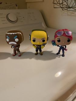 3 Fortnight Figures/ No Box