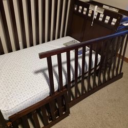 Convertible Crib with Changing Table & Sealy Mattress – 4-in-1