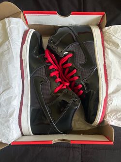 Nike Dunk High SB Rivals Pack Bred